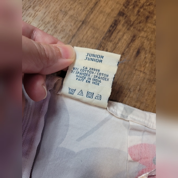 FREE W BUNDLE 725 Originals Y2K mini skirt - Picture 4 of 9